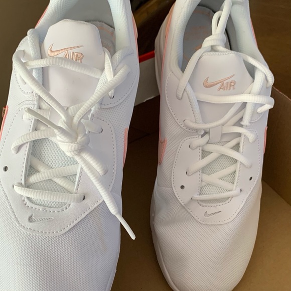 Nike Air Max Oketo - Picture 2 of 7